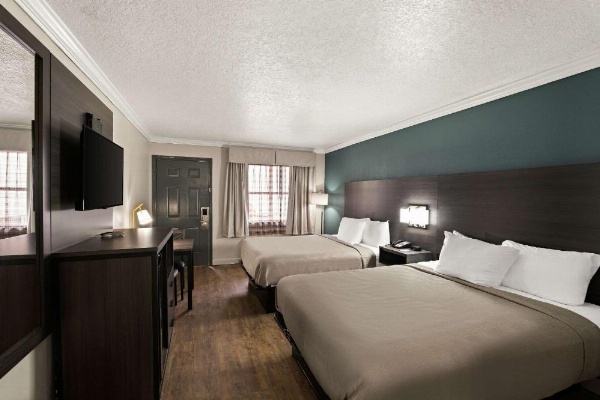 Quality Inn image 17